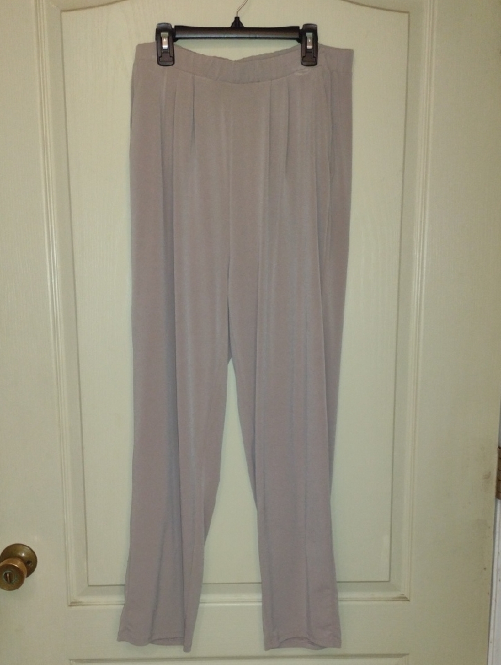 Zenana Outfitters Light Gray Wide-Leg Pull-On Pants